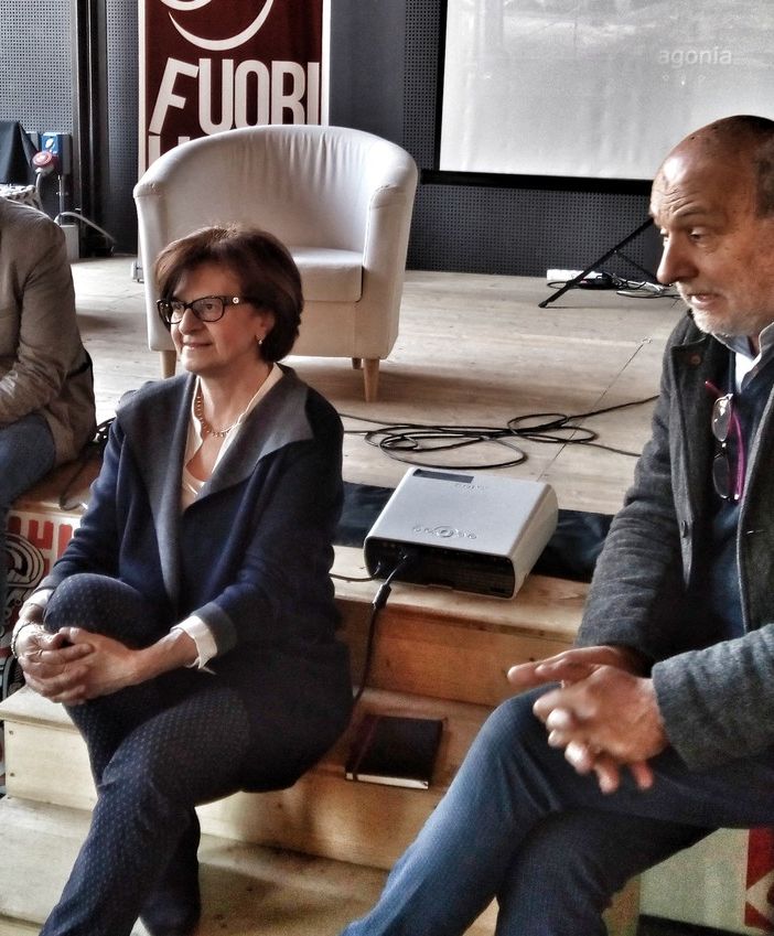 Nella foto, d'archivio, da sinistra Mario Malandrone (attuale consigliere comunale di Ambiente Asti), Anna Bosia (consigliera cui è subentrato Malandrone) e Beppe Rovera, già candidato sindaco per la lista