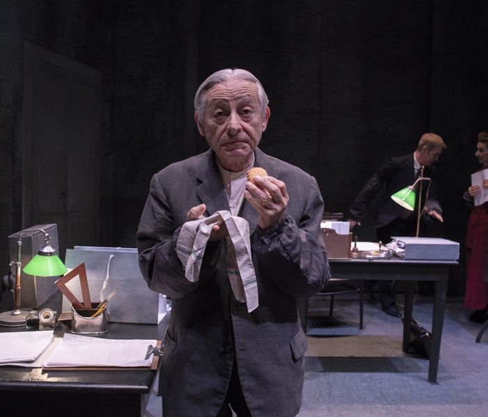 Leo Gullotta in una foto di scena (ph. Luca Del Pia)