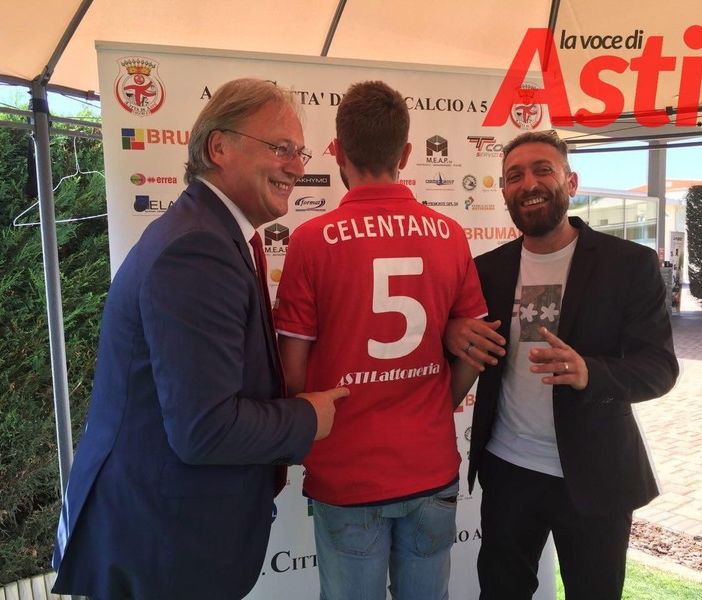 Antonio Celentano, capitano del Città di Asti, ritratto durante la presentazione della squadra dello scorso sabato