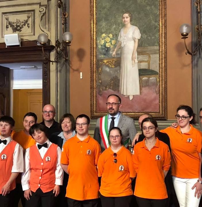 Foto tratte dalla pagina Facebook di Albergo Etico