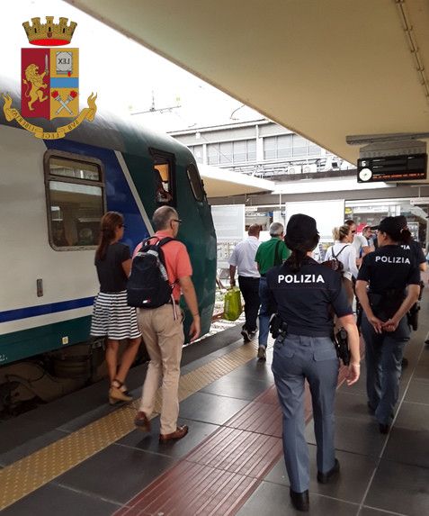 Controlli Polfer rafforzati, nelle stazioni e sui treni, in occasione del Ferragosto