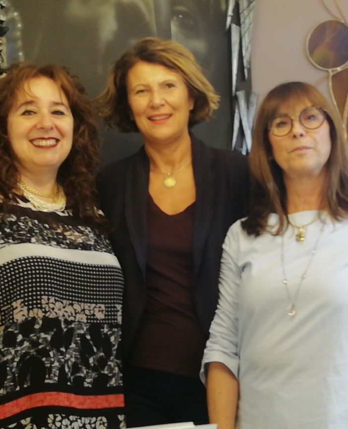 Nella foto, da sinistra a destra: Elena Capra, Mariapia Di Matteo e Gabriella Rosso