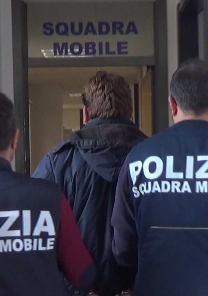 Immagine generica di un arresto della Mobile