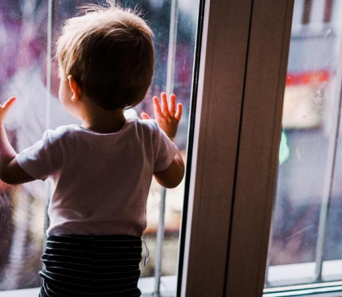 Crimini domestici, dal 16 luglio in vigore il regolamento sui benefici agli orfani
