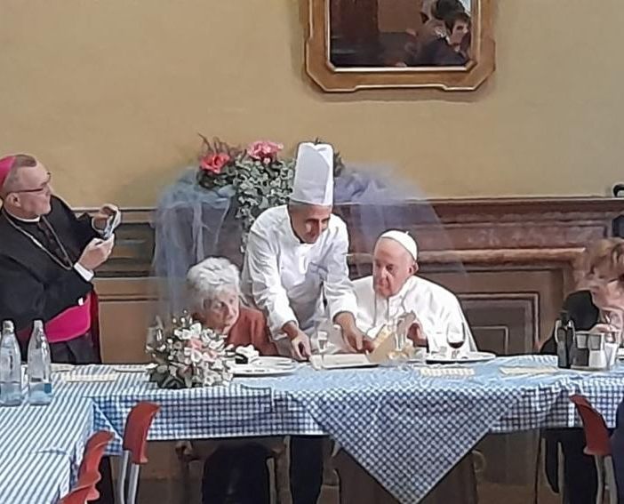 Fratelli Antoniazzi e San Bernardo hanno &quot;dissetato&quot; Papa Francesco al pranzo della domenica
