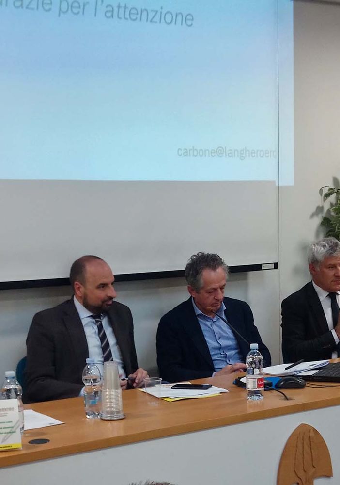 il tavolo dei relatori, da sinistra: Giovanna Soligo, Mauro Carbone, Giorgio Ferrero e Marco Reggi
