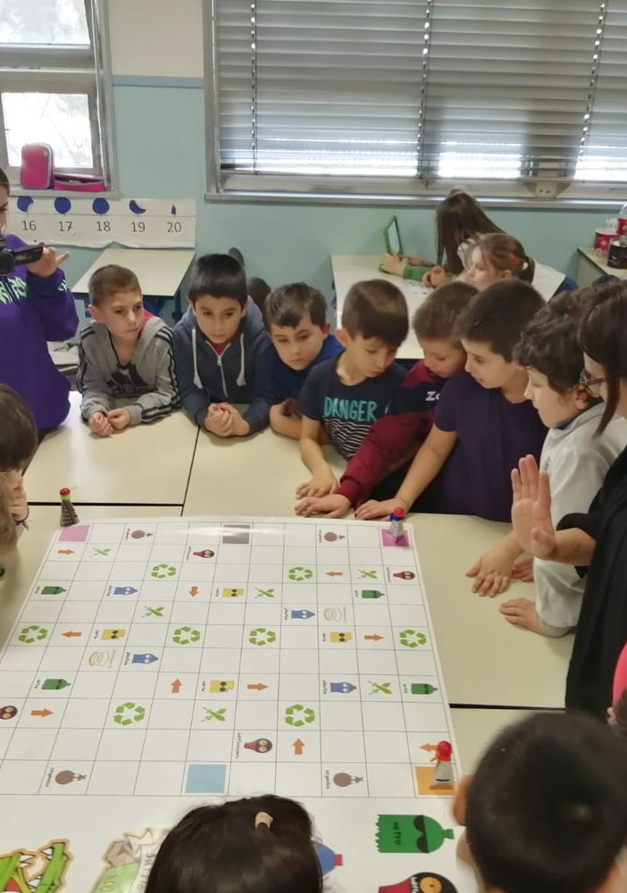 In classe con la Provincia per documentarsi sul riciclo dei rifiuti