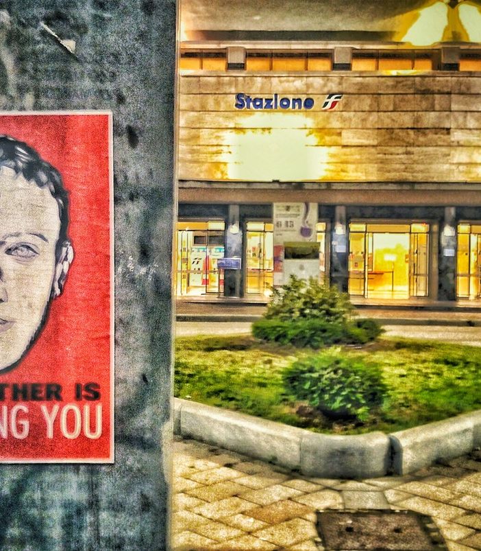 Anche ad Asti manifesti con il volto del creatore di Facebook