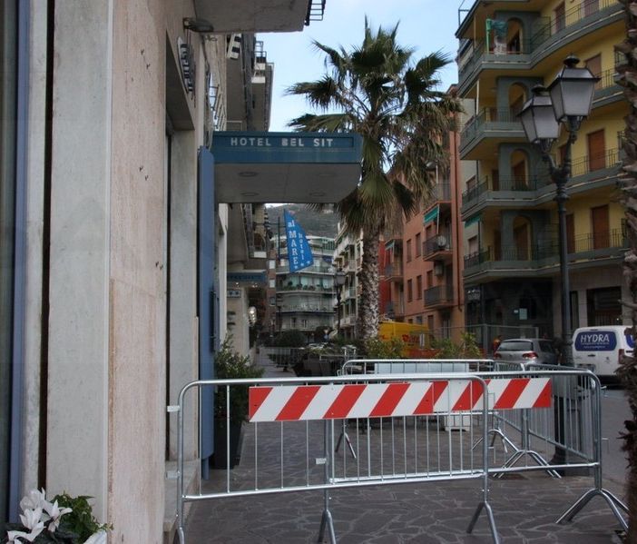 I miei anziani genitori sono in quarantena nell’hotel di Alassio, ma nessuno gli ha spiegato perché