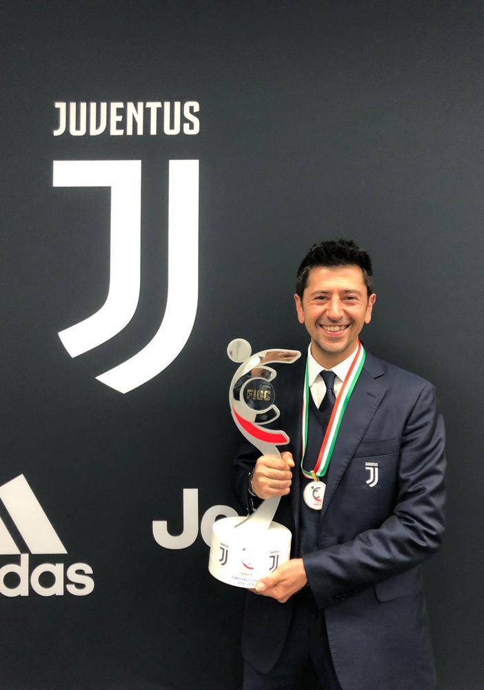 Mercoledì verrà consegnato all'astigiano Matteo Scarpa il Premio Standout Woman Men 4 Women