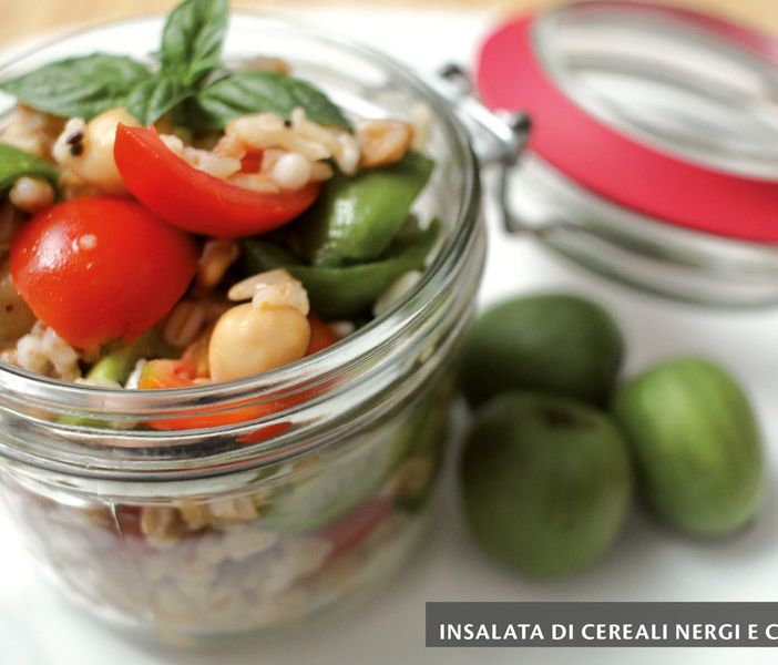 MercoledìVeg di Ortofruit: oggi prepariamo l’Insalata di Cereali, Nergi e Ceci