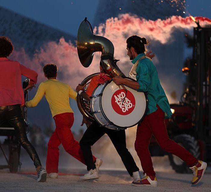 Mirabilia Festival: una “sosta d’emergenza” con Akoreacro