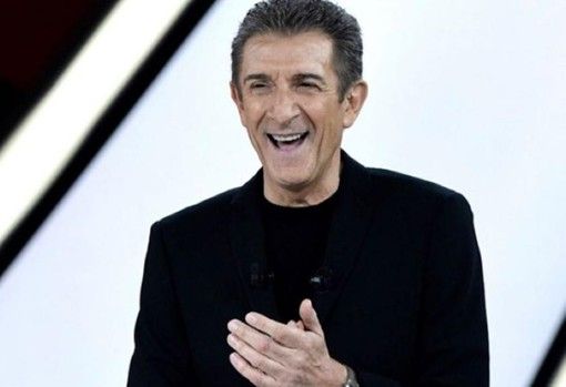 Passione di Sordevolo, il consiglio di Ezio Greggio: “Andate a vederla”