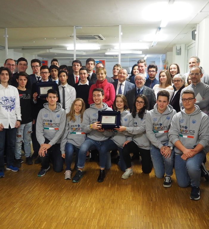 Premio in Regione per gli studenti del Vercelli vincitori ex-aequo della Virtual Final Zero Robotics 2018/19