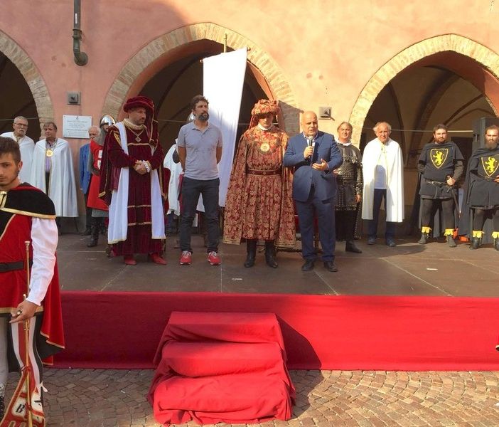Il sindaco Rasero ospite ad Alba per il premio Amico del Palio conferitogli dalla Giostra delle Cento Torri