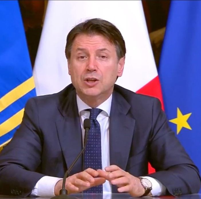 Coronavirus, Conte: &quot;Chiuse tutte le attività che non producono beni essenziali per il Paese&quot; [VIDEO]