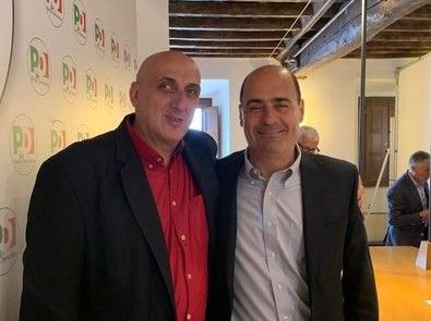Piero Vercelli ritratto con il segretario nazionale PD Nicola Zingaretti