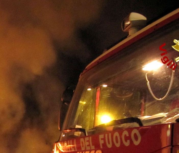 Incendio in appartamento nei pressi di viale Pilone. 7 intossicati dal fumo al Pronto soccorso