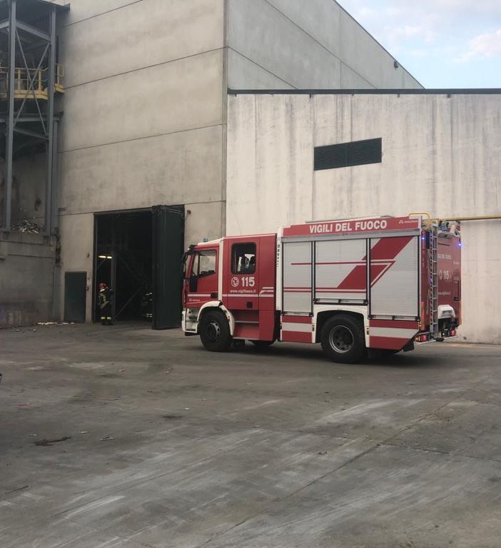 Asti, principio d’incendio alla A2A Ambiente di strada San Bartolomeo [VIDEO]