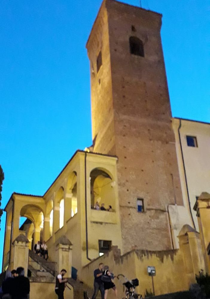 Il castello di Cisterna