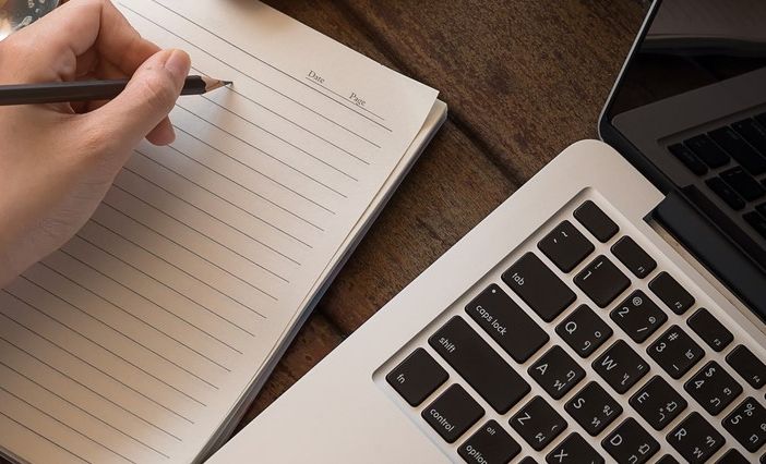 Dall'Istituto Giobert di Asti un questionario e un tutorial per accompagnare gli studenti nella didattica a distanza