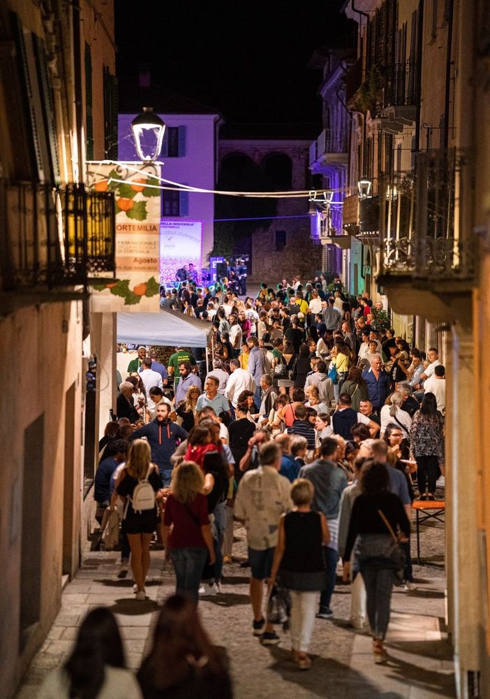 Un grande successo per la Fiera Nazionale che Cortemilia ha dedicato alla nocciola