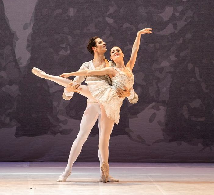 Domenica pomeriggio il Balletto di Milano porterà all’Alfieri “Lo Schiaccianoci”
