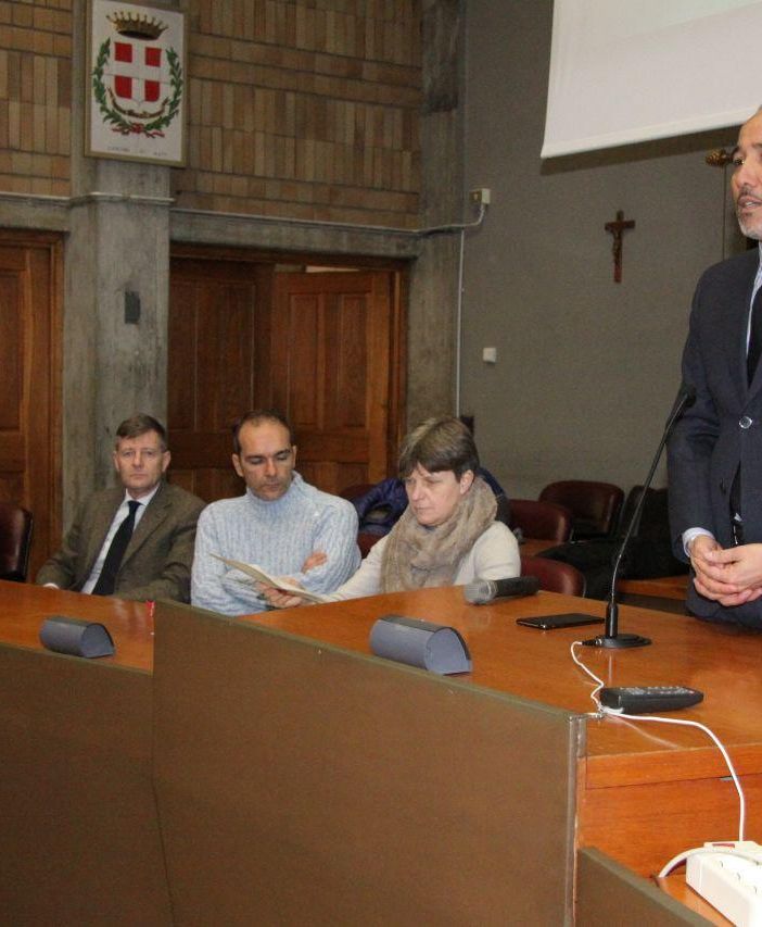 Il vicepresidente Carosso durante il suo intervento in Provincia