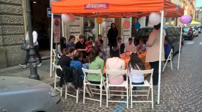 Anche quest'anno la Bottega Rava e Fava partecipa alla campagna internazionale Fashion Revolution week