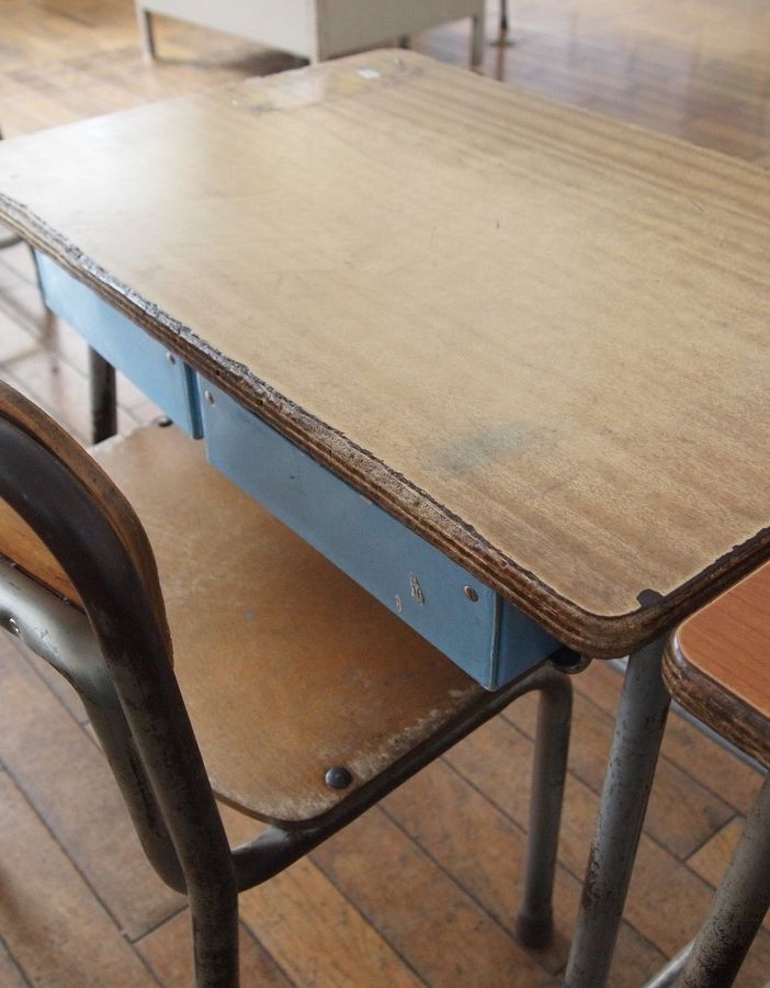 banco di scuola