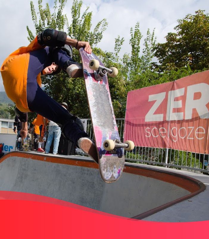 Sport, ‘uBroker’ Main Partner della rinomata skateboard-competition ‘Poolarama’ ad Almese