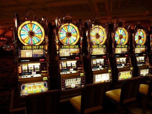 Esplora il Divertimento dei Giochi da sala con le Migliori App di Slot Gratuite per Android
