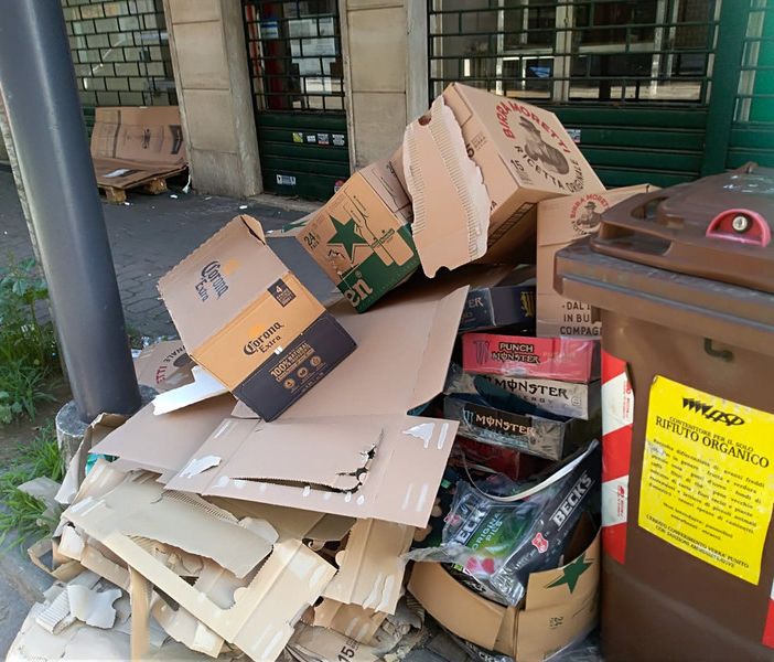Abbandoni rifiuti in corso Matteotti