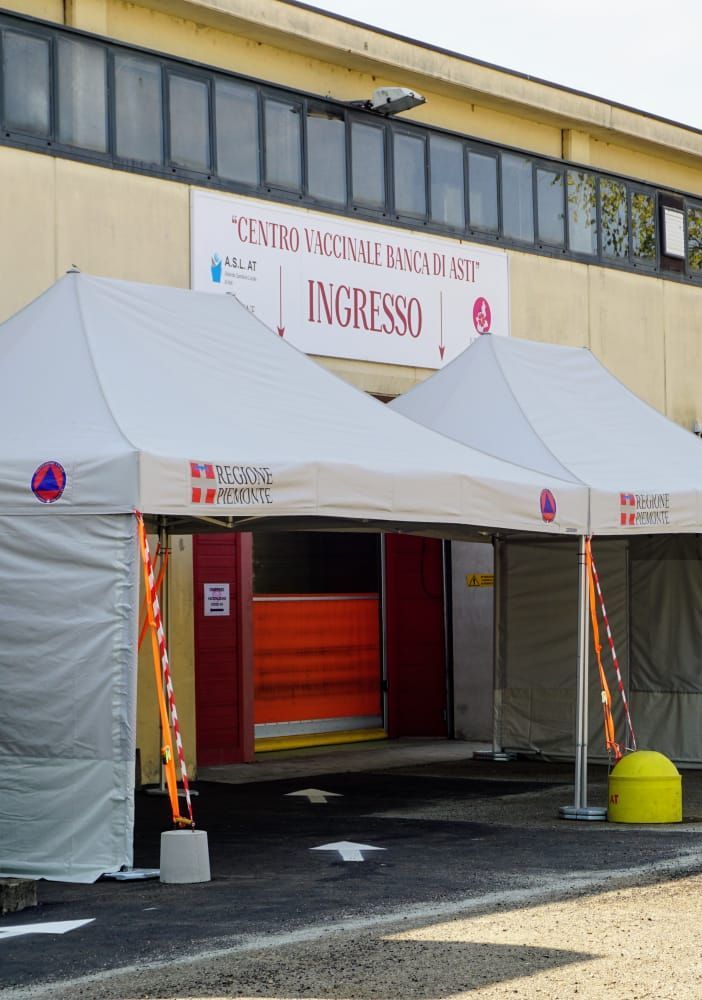 L'hub vaccinale di via Guerra (Ph. Efrem Zanchettin - Merfephoto)