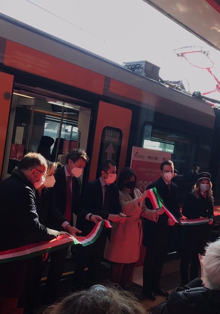 Presentazione treni 'Pop' di Trenitalia