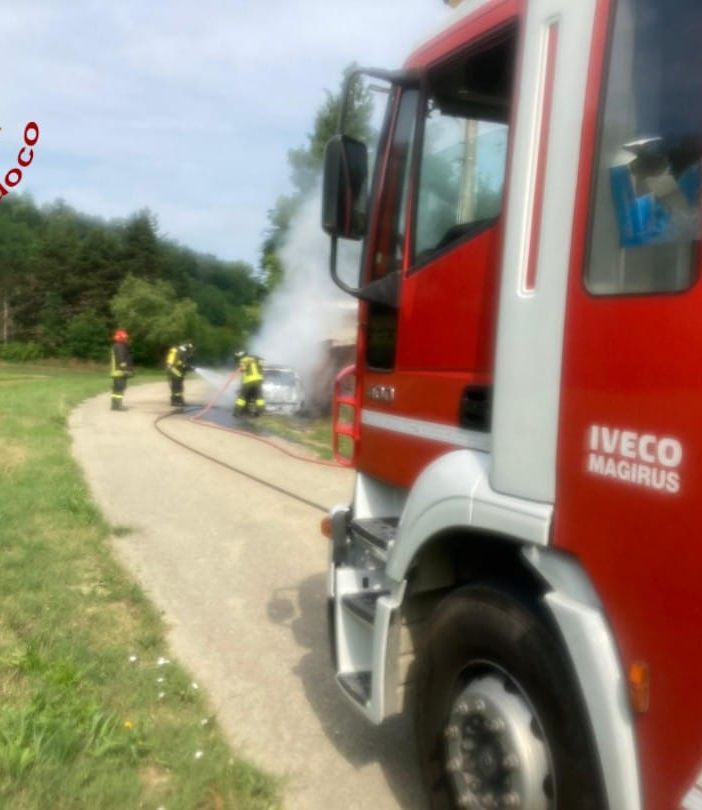 Nuovo incendio auto, questa volta a Variglie, nessun altro mezzo coinvolto