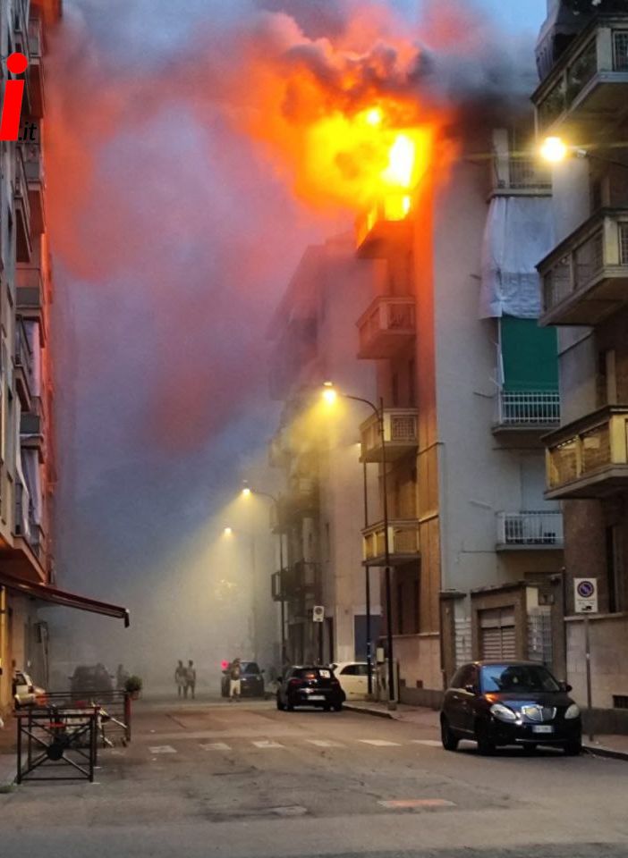 Asti, fiamme in via Ratti: devastato un appartamento [FOTO E VIDEO]