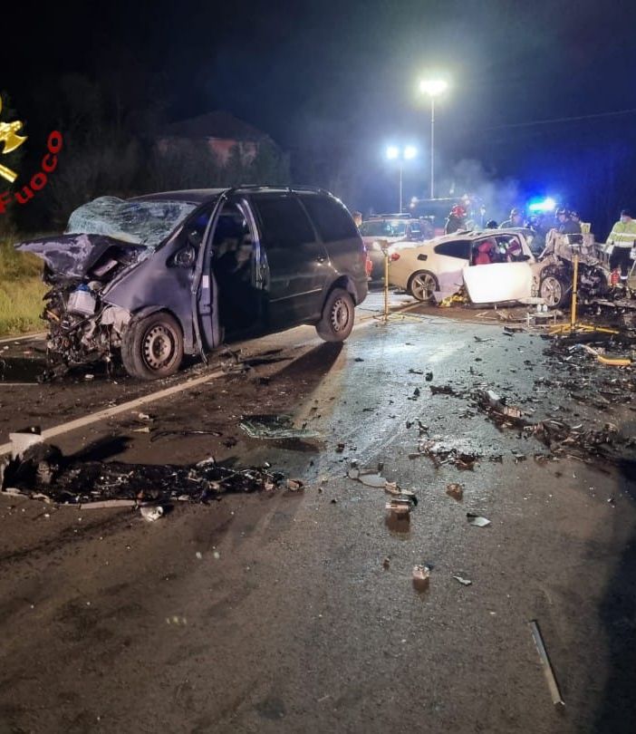 Gravissimo incidente a Nizza Monferrato. Il bilancio sarebbe di quattro vittime