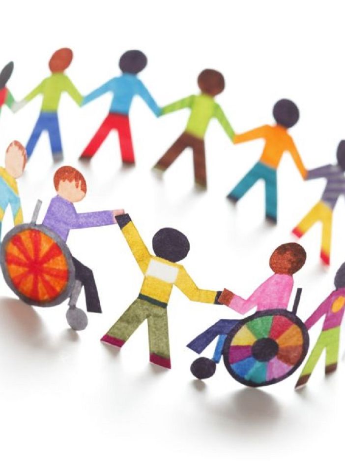 Oggi è la Giornata internazionale delle persone con disabilità. Asti si stringe nella distanza e invita a riflettere (VIDEO)