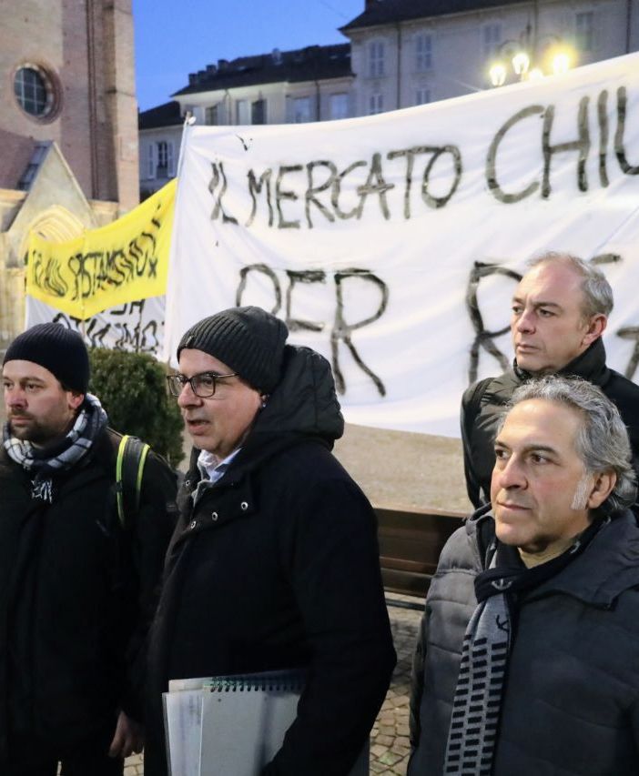 Alcuni ambulanti che fanno riferimento al GOIA: tra loro il presidente Giancarlo Nardozzi, Salvatore Nicastro e Andrea Percia (merfephoto)