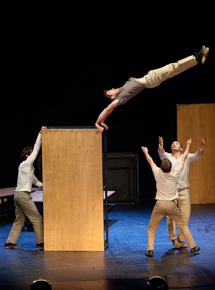 Dalla Spagna a Montiglio Monferrato: La pluripremiata compagnia di circo EIA inaugura la III edizione di MON CIRCO