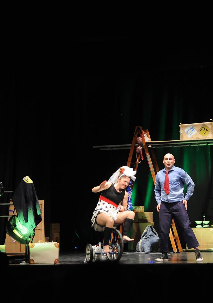Lo spettacolo &quot;Klinke&quot; di Artemakìa conquista il Teatro di Costigliole