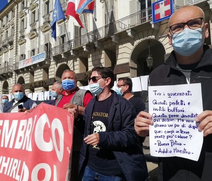 Presidio lavoratori ex Embraco di fronte alla Regione