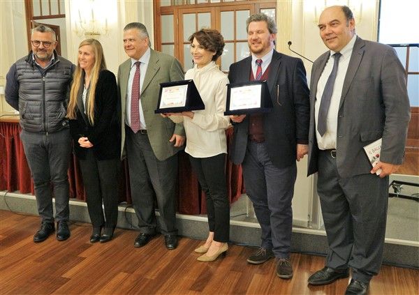 Casinò di Sanremo consegnate a Barbara Ronchi della Rocca e Pier Ottavio Daniele le targhe Libri da Gustare 2019