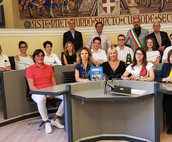 Studenti dello scientifico premiati in Comune
