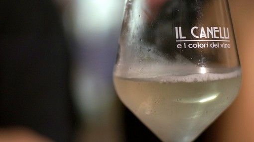 Approvata la nuova docg Canelli, modificati i disciplinari delle denominazioni Freisa d’Asti, Barbera d’Alba, Gavi e Asti