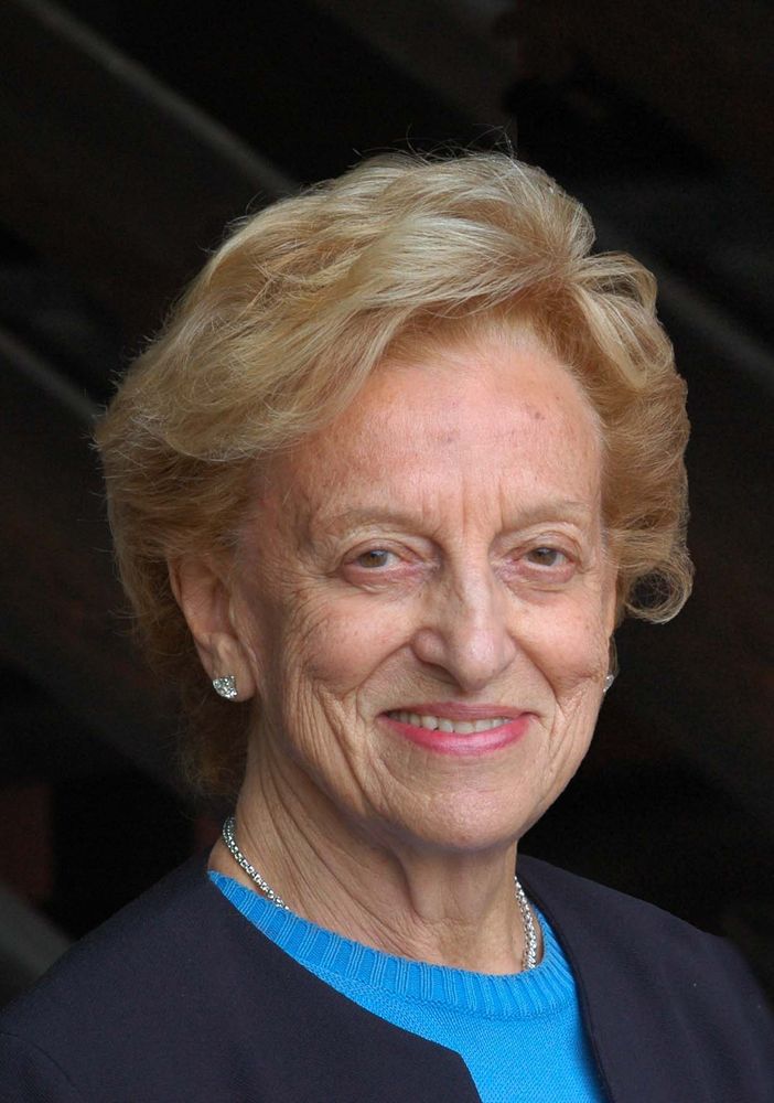 Morta Maddalena Raspini. Insieme al fratello Umberto ha consolidato l'azienda