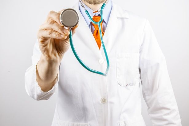 La Regione per il 2019 finanzia 15 borse di studio per medici specializzandi