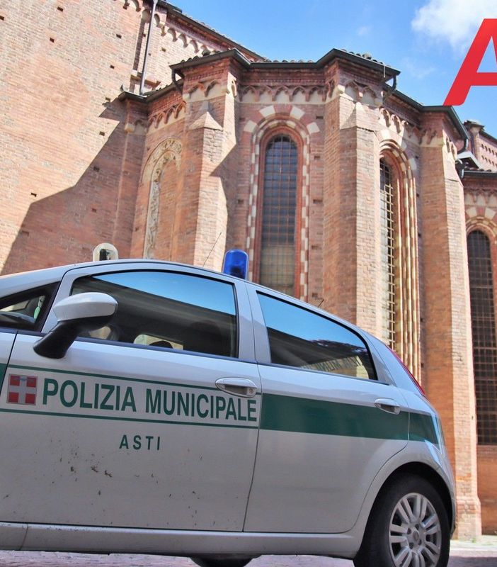 Asti, polizia locale, piazza san secondo, daspo