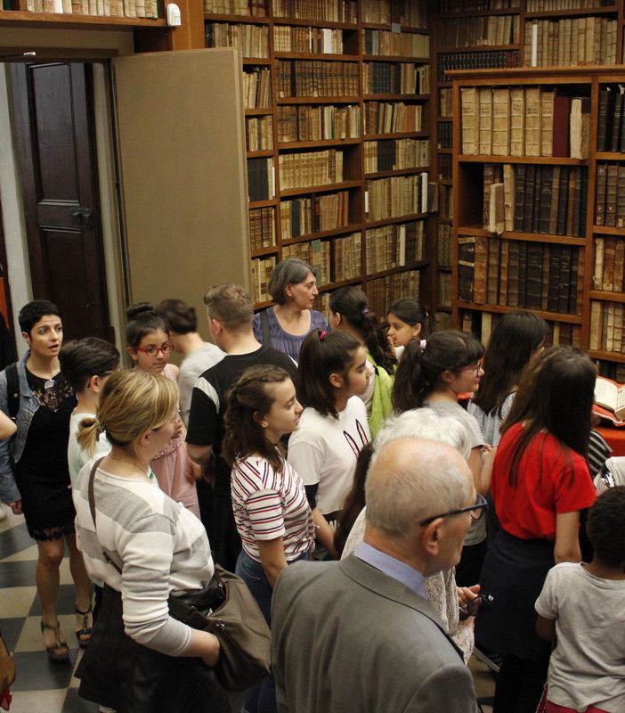 Aperti al Mab: Una mostra per scoprire la Biblioteca del Seminario